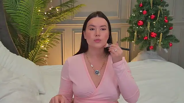 TrishaWinslet online show from 12/21/25, 05:58