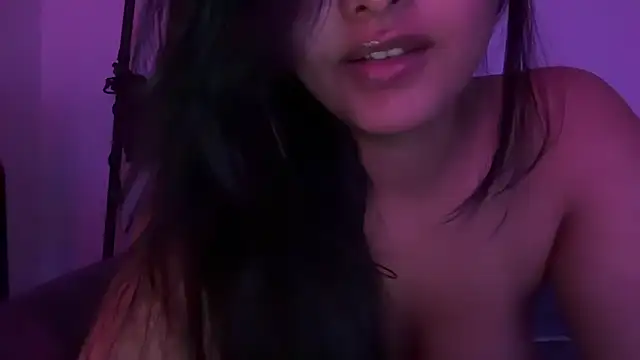 Snapshot of alia1996 chatting on 02/04/26, 01:33 alia1996 online show from 02/04/26, 01:33