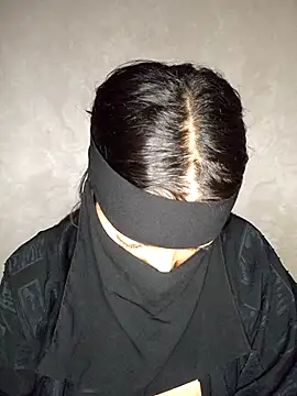 Snapshot of Narimane_maroc chatting on 12/01/25, 09:42 Narimane maroc online show from 12/01/25, 09:42