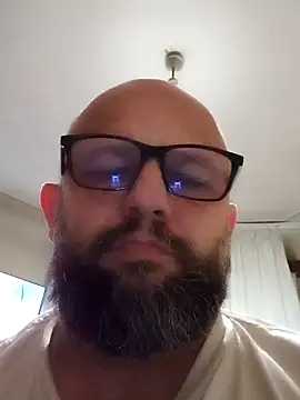 Snapshot of AlexandruCsaba chatting on 12/05/24, 08:22 AlexandruCsaba online show from 12/05/24, 08:22