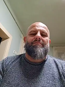 Snapshot of AlexandruCsaba chatting on 10/06/25, 08:06 AlexandruCsaba online show from 10/06/25, 08:06