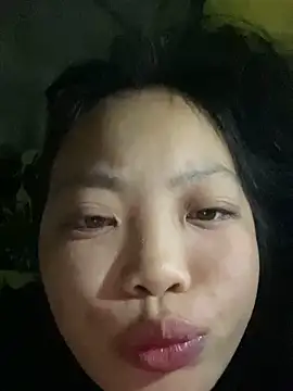 Snapshot of chaomay796xo chatting on 12/20/24, 12:19 chaomay796xo online show from 12/20/24, 12:19