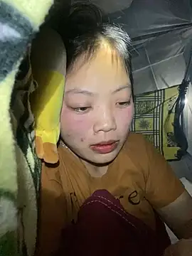 Snapshot of chaomay796xo chatting on 12/23/24, 12:52 chaomay796xo online show from 12/23/24, 12:52