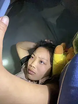 Snapshot of chaomay796xo chatting on 01/04/25, 01:53 chaomay796xo online show from 01/04/25, 01:53