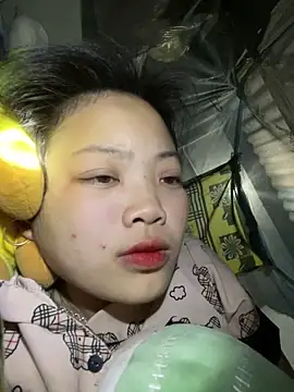 Snapshot of chaomay796xo chatting on 03/02/25, 01:49 chaomay796xo online show from 03/02/25, 01:49