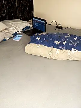 Snapshot of firewaist chatting on 09/28/25, 05:24 firewaist online show from 09/28/25, 05:24