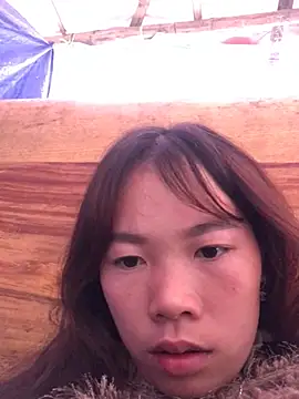 Snapshot of ngoclothingoc9en chatting on 12/28/24, 09:20 ngoclothingoc9en online show from 12/28/24, 09:20