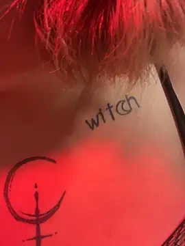 CrisyFerreira online show from 10/02/25, 02:29