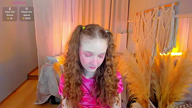  Rose Charming  online show from 02/03/25, 12:58