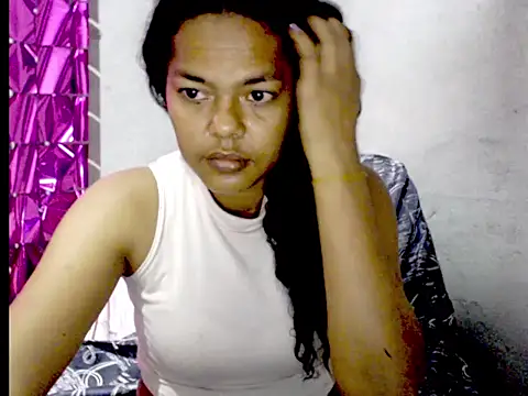 Snapshot of dirtyxgirlxxxschoolgirl chatting on 10/23/25, 08:35 dirtyxgirlxxxschoolgirl online show from 10/23/25, 08:35