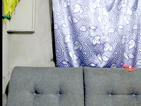 Snapshot of dirtyxgirlxxxschoolgirl chatting on 03/31/26, 10:04 dirtyxgirlxxxschoolgirl online show from 03/31/26, 10:04