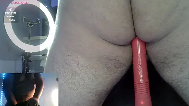 Snapshot of David_GX chatting on 02/02/25, 02:17 David GX online show from 02/02/25, 02:17