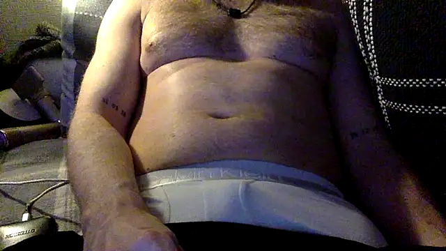 Snapshot of Stardrew123 chatting on 04/04/26, 10:29 Stardrew123 online show from 04/04/26, 10:29