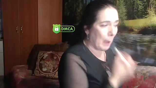 Snapshot of RositaSky chatting on 03/12/25, 11:44 RositaSky online show from 03/12/25, 11:44