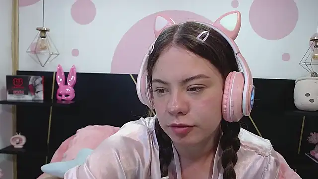 DanniAbbey online show from 03/18/25, 06:04