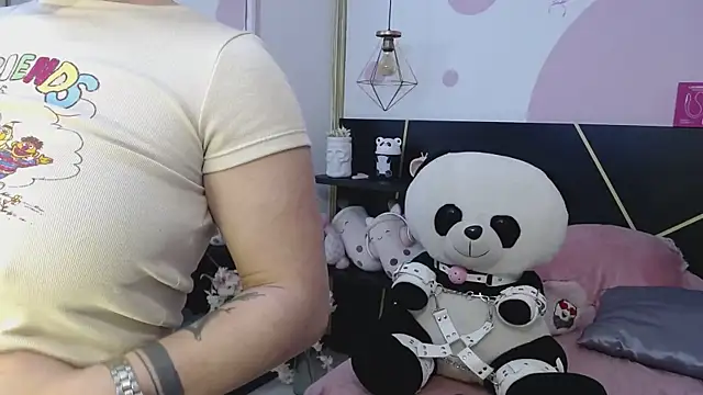 DanniAbbey online show from 10/25/25, 11:51