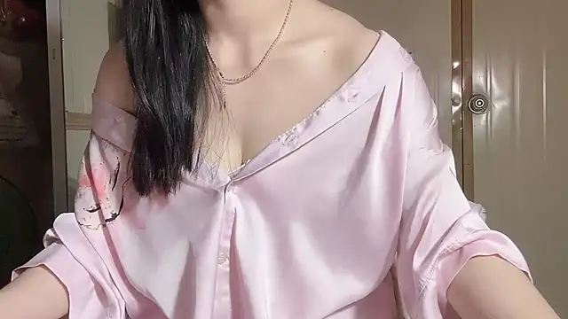 LinhChi 9x online show from 03/28/26, 12:54