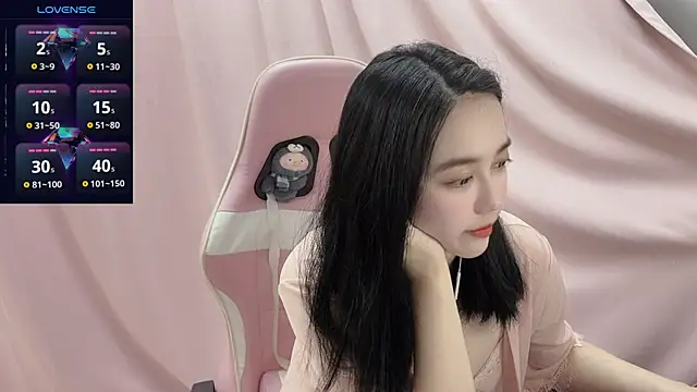 Snapshot of Cat1314 chatting on 03/14/25, 12:40 Cat1314 online show from 03/14/25, 12:40