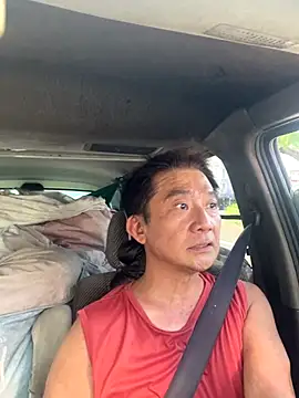 YuHsuant online show from 09/28/25, 07:14