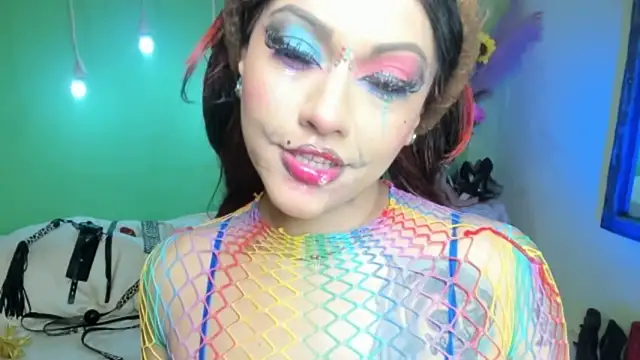 angelina james  online show from 10/14/25, 03:02