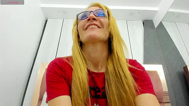 maddy cartter online show from 02/02/25, 03:17