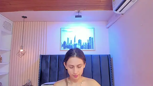Snapshot of diosa_cristal chatting on 05/15/26, 03:13 diosa cristal online show from 05/15/26, 03:13