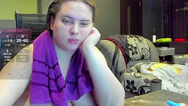 1lindsey1 online show from 09/17/25, 02:19