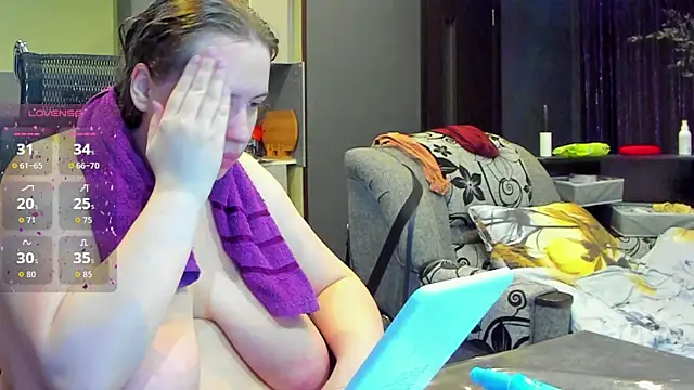 1lindsey1 online show from 09/18/25, 02:08