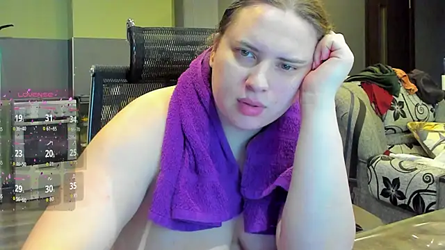 1lindsey1 online show from 10/02/25, 12:34