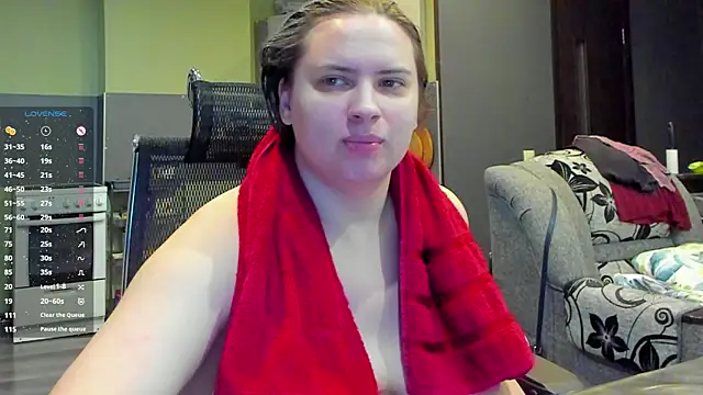 1lindsey1 online show from 11/19/25, 11:21