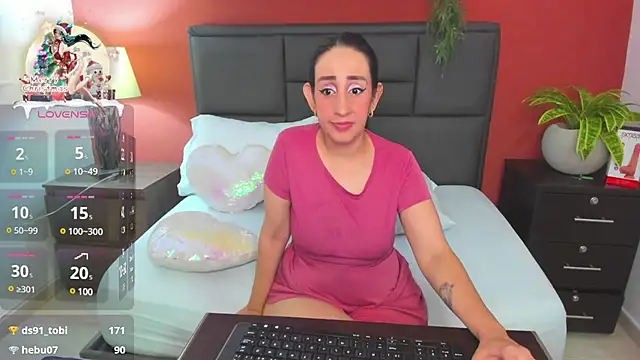 Snapshot of jadde13_ chatting on 12/23/24, 09:27 jadde13 online show from 12/23/24, 09:27