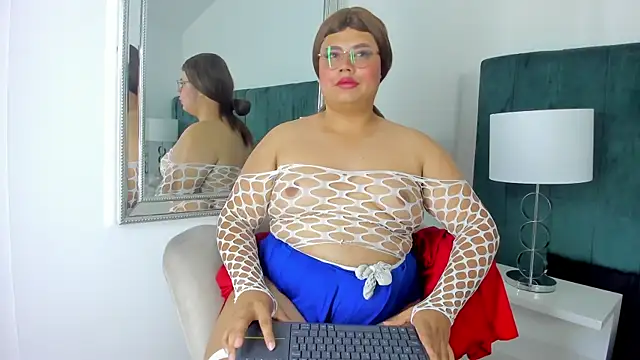 Snapshot of Tom_Silver__ chatting on 12/27/24, 12:18 Tom Silver online show from 12/27/24, 12:18