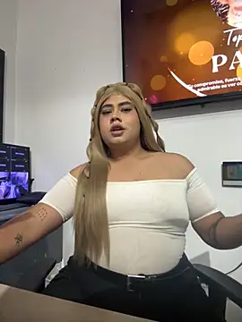 Snapshot of Tom_Silver__ chatting on 10/09/25, 09:29 Tom Silver online show from 10/09/25, 09:29