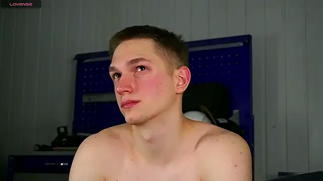 dustyn fox online show from 02/03/26, 04:21