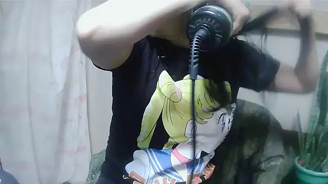 Snapshot of Jennys_room_77 chatting on 04/05/26, 07:11 Jennys room 77 online show from 04/05/26, 07:11