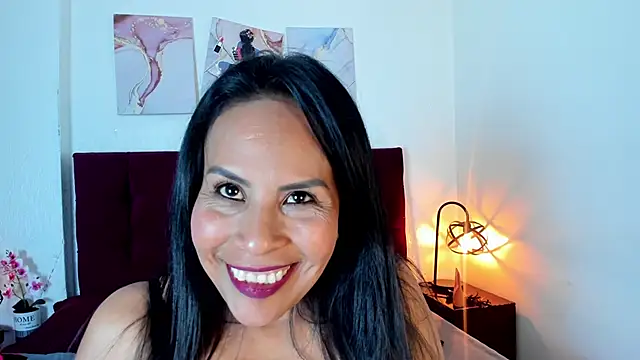 Anthonelaa   online show from 09/29/25, 08:13