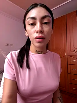 Effy Bonny online show from 10/27/25, 04:44