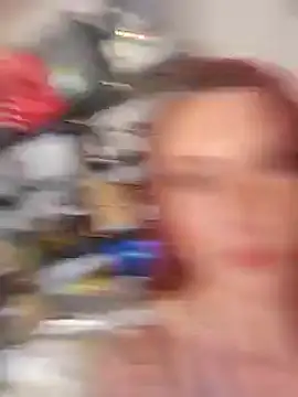 Snapshot of MissyRoulette chatting on 12/04/24, 03:43 MissyRoulette online show from 12/04/24, 03:43