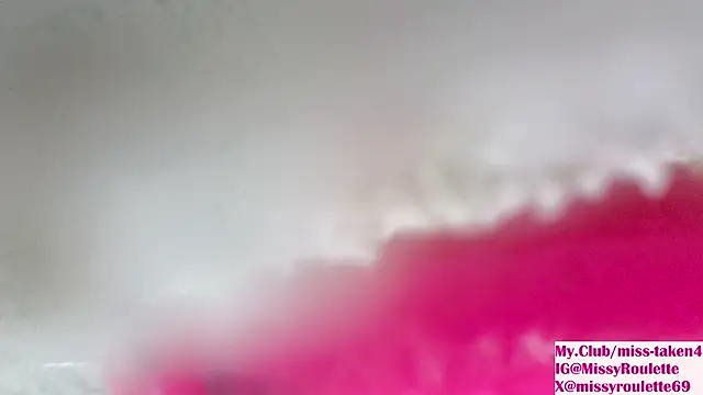 Snapshot of MissyRoulette chatting on 12/06/24, 03:19 MissyRoulette online show from 12/06/24, 03:19