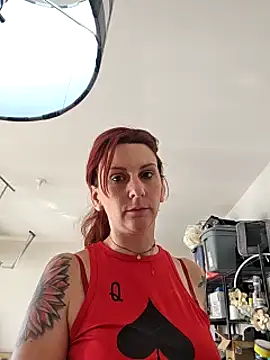 Snapshot of MissyRoulette chatting on 12/30/24, 04:40 MissyRoulette online show from 12/30/24, 04:40