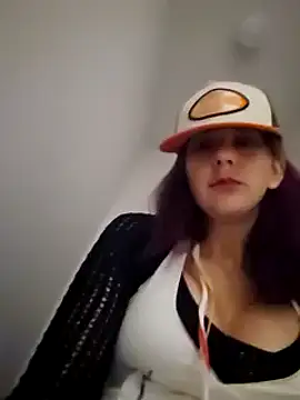 Snapshot of MissyRoulette chatting on 02/20/25, 03:12 MissyRoulette online show from 02/20/25, 03:12