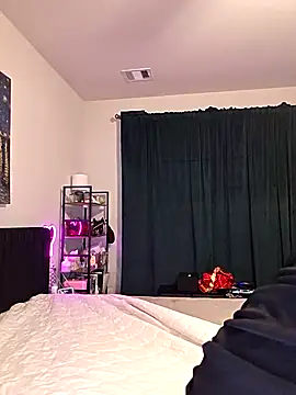 Snapshot of MissyRoulette chatting on 10/12/25, 10:47 MissyRoulette online show from 10/12/25, 10:47