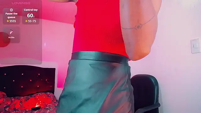 Snapshot of Kendall_hornyy chatting on 11/28/25, 07:16 Kendall hornyy online show from 11/28/25, 07:16