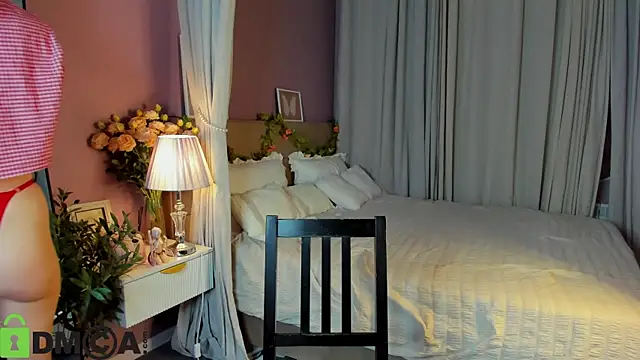 Dearly Emily online show from 12/17/25, 05:19