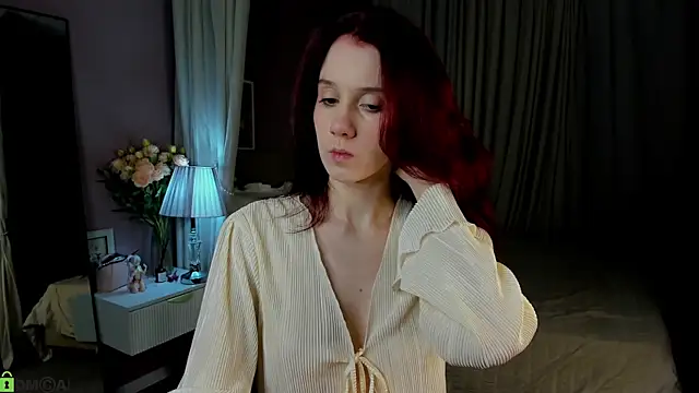 Snapshot of Dearly_Emily chatting on 05/25/26, 05:19 Dearly Emily online show from 05/25/26, 05:19