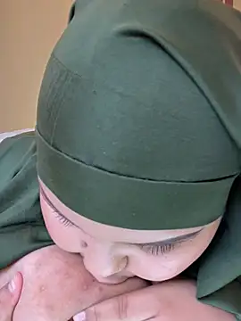  Shara Handal  online show from 02/26/25, 10:04