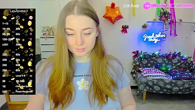 Demure Smile online show from 12/22/24, 08:27