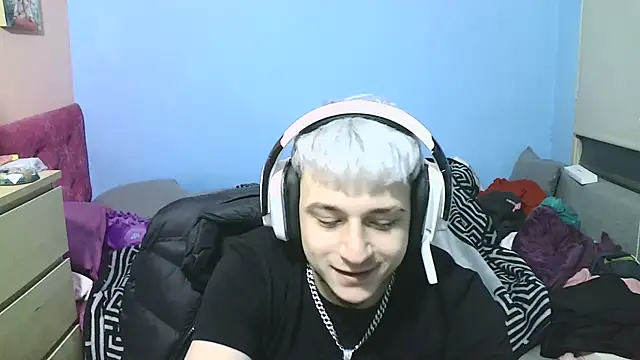 Nenejoven16- online show from 02/17/25, 02:31