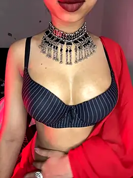 Snapshot of Hot-sexy222 chatting on 11/01/25, 01:40 Hot-sexy222 online show from 11/01/25, 01:40