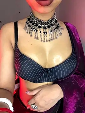 Snapshot of Hot-sexy222 chatting on 11/08/25, 12:55 Hot-sexy222 online show from 11/08/25, 12:55